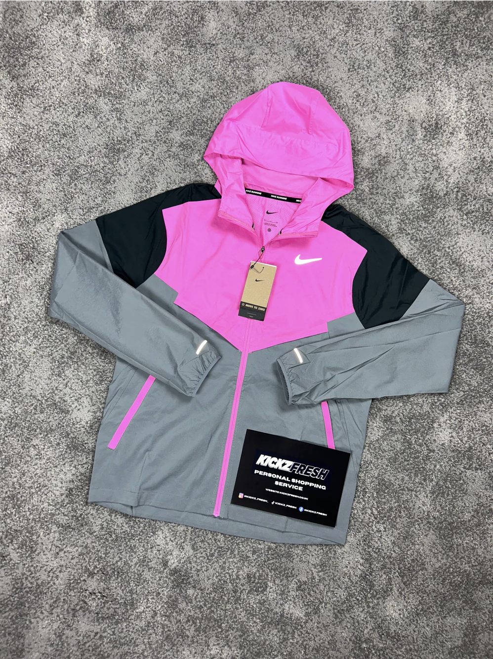 NIKE WINDRUNNER JAS HYPER ZWART ROZE