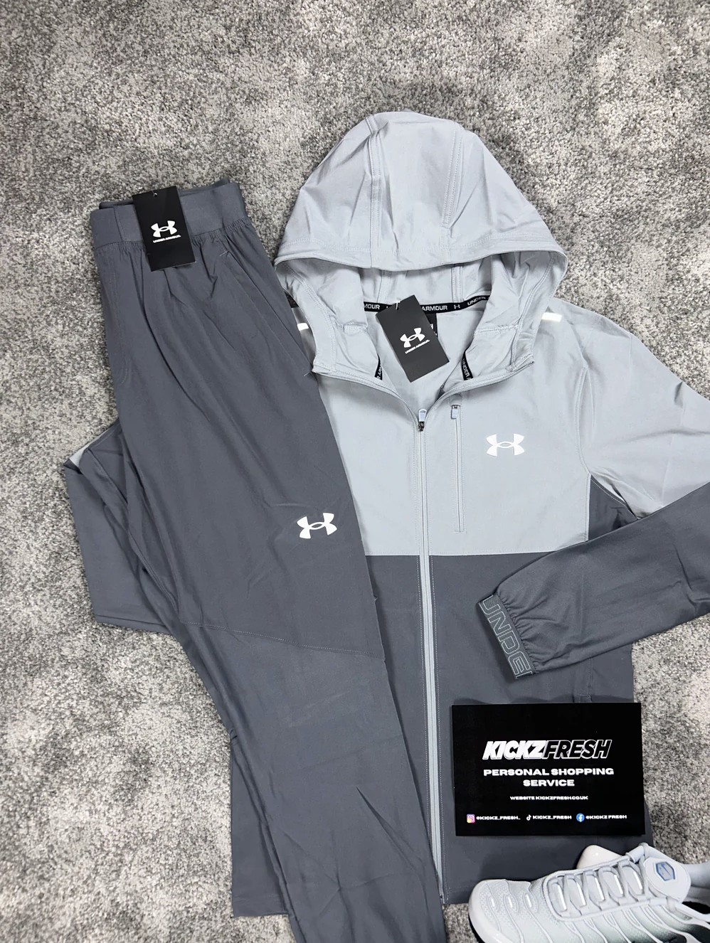 TWEETONIG GRIJS HYBRIDE TRAININGSPAK UNDER ARMOUR