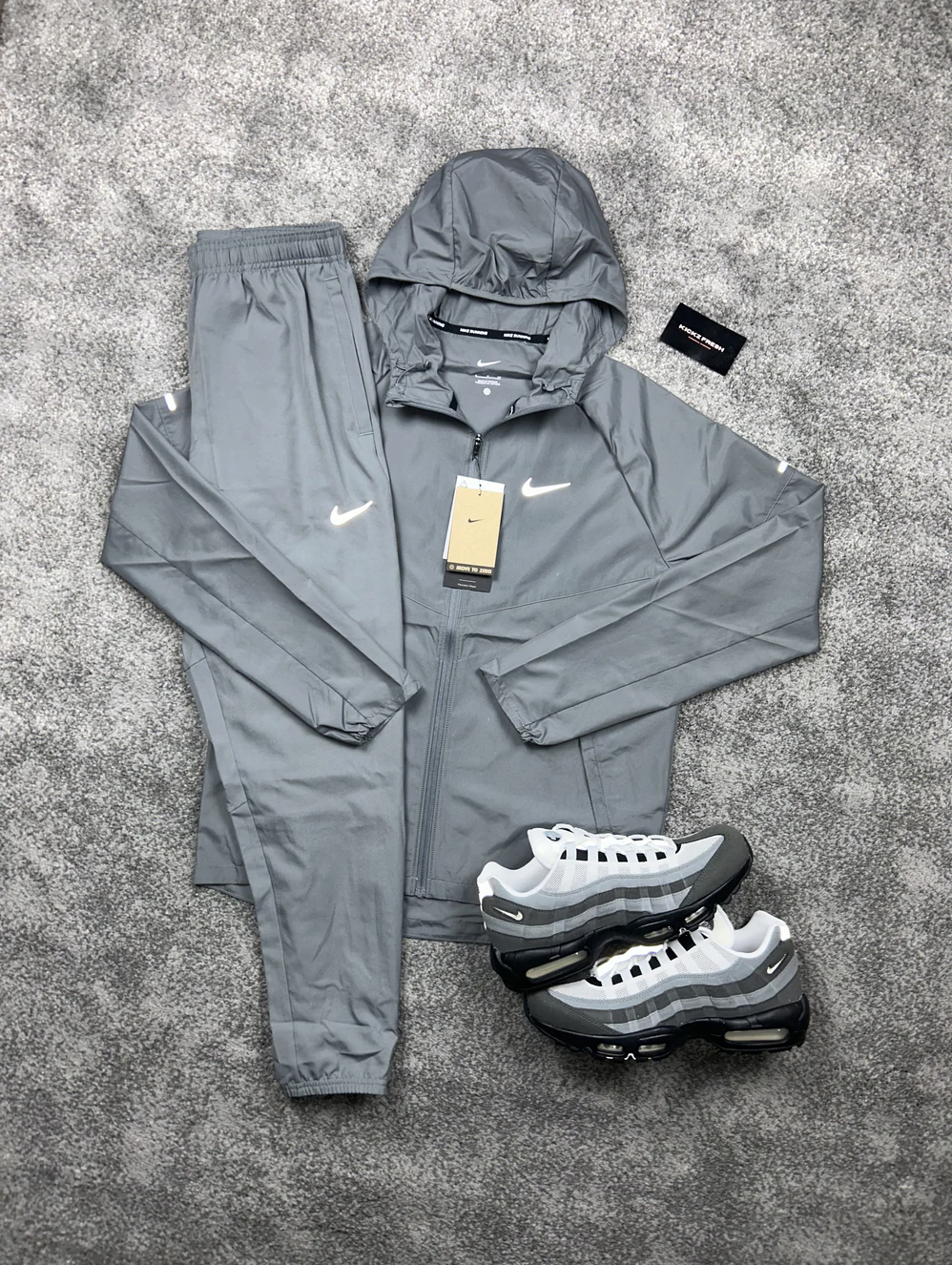 GRIJS TRAININGSPAK NIKE REPEL CHALLENGER