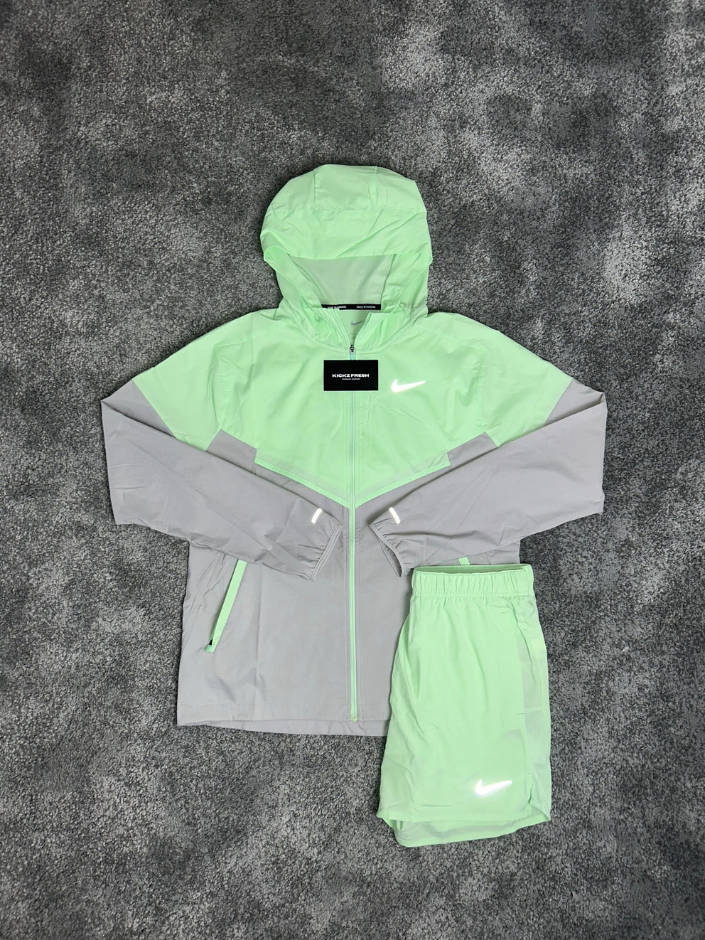 NIKE REPEL WINDRUNNER-SET IN VAPORMUNT VOOR HEREN