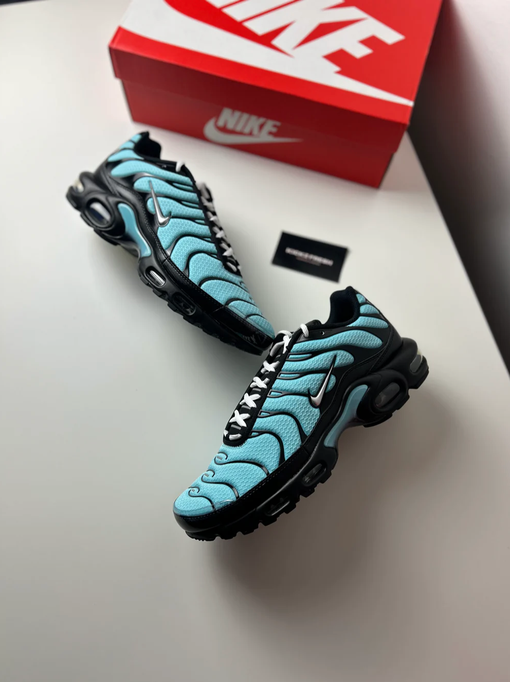 NNIKE AIR MAX PLUS TN IN TIFFANYBLAUW