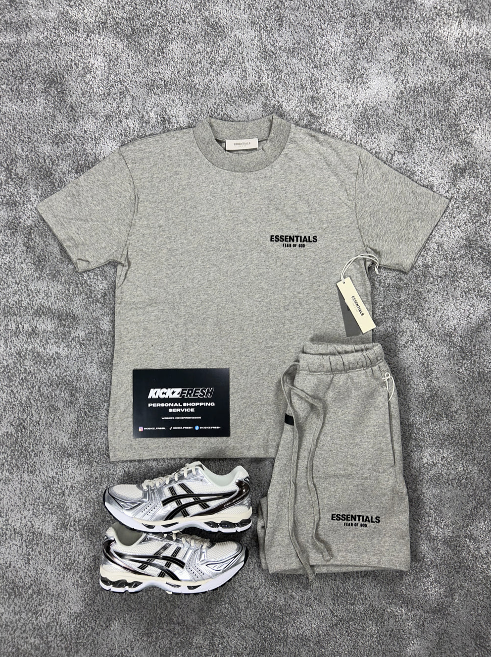 ESSENTIALS FEAR OF GOD-SET IN DONKERE OATMEAL VOOR HEREN