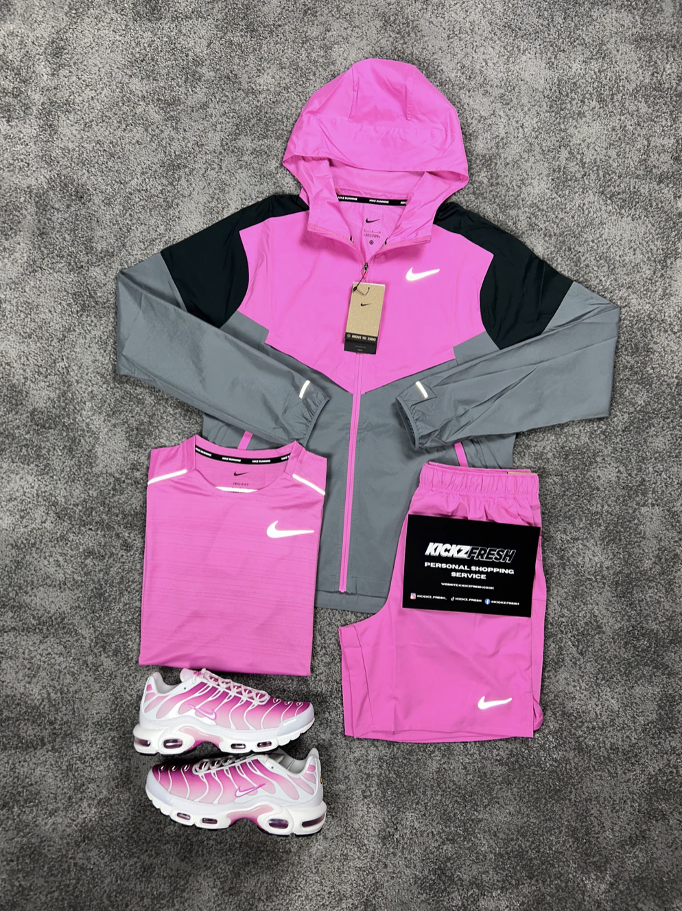 NIKE 3-DELGIGE WINDRUNNER-SET HYPER BLACK ROSE VOOR HEREN
