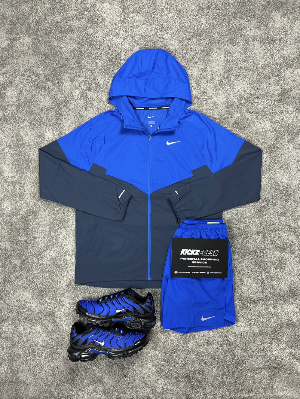 NIKE WINDRUNNER-SET IN KONINGSBLAUW VOOR HEREN