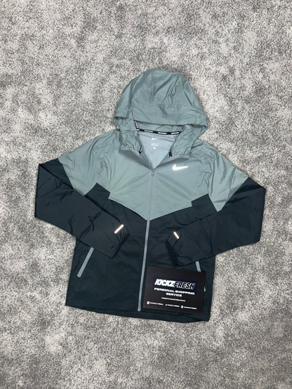 NIKE WINDRUNNER JAS ROOKGRIJS
