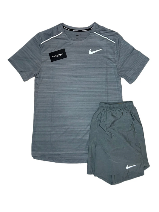 NIKE MILER OG SET GRIJS VOOR HEREN