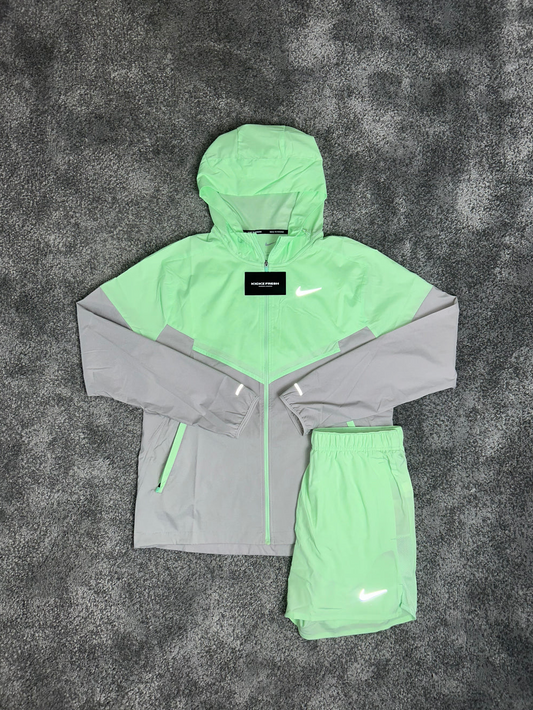 NIKE REPEL WINDRUNNER-SET IN VAPORMUNT VOOR HEREN