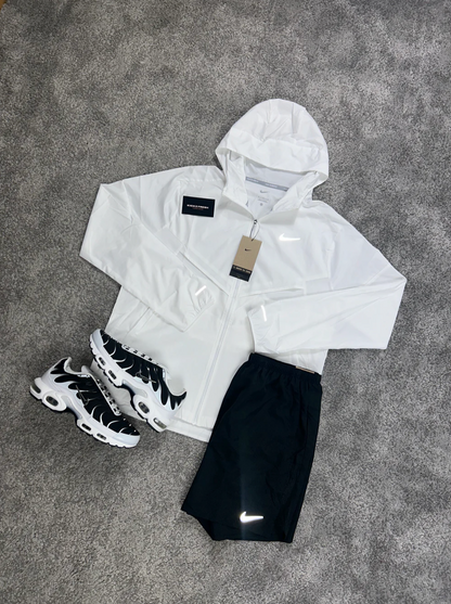 NIKE WINDRUNNER-SET IN DRIEVOUDIG WIT VOOR HEREN