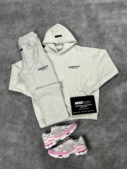 ESSENTIALS FEAR OF GOD OPEN-LEG TRAININGSPAK IN LICHTE OATMEAL