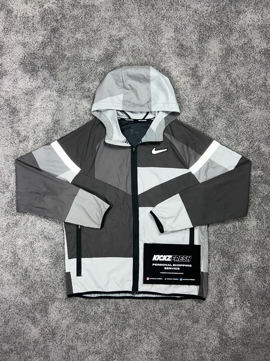 NIKE WINDRUNNER-JAS "PATCH WORK"