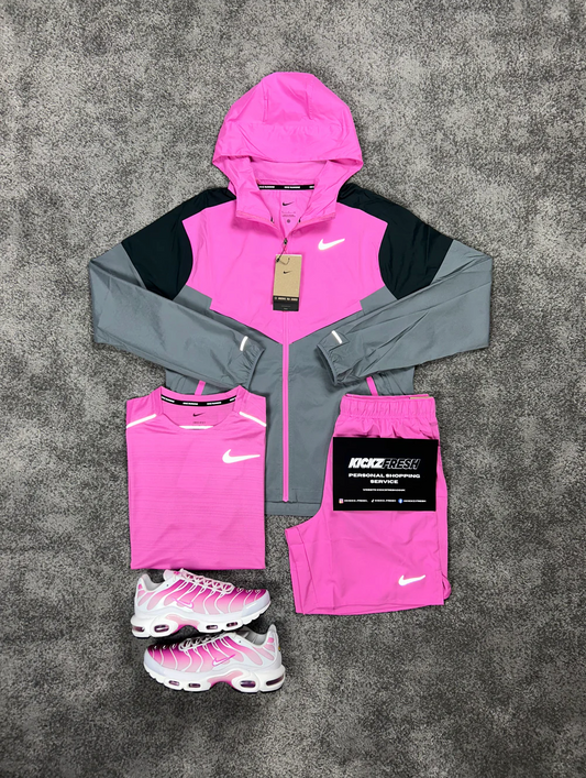 NIKE 3-DELGIGE WINDRUNNER-SET HYPER BLACK ROSE VOOR HEREN