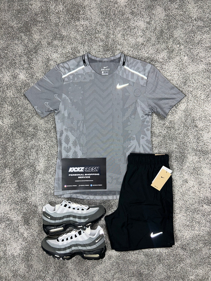 NIKE MILER TOKYO-SET IN GRIJS VOOR HEREN